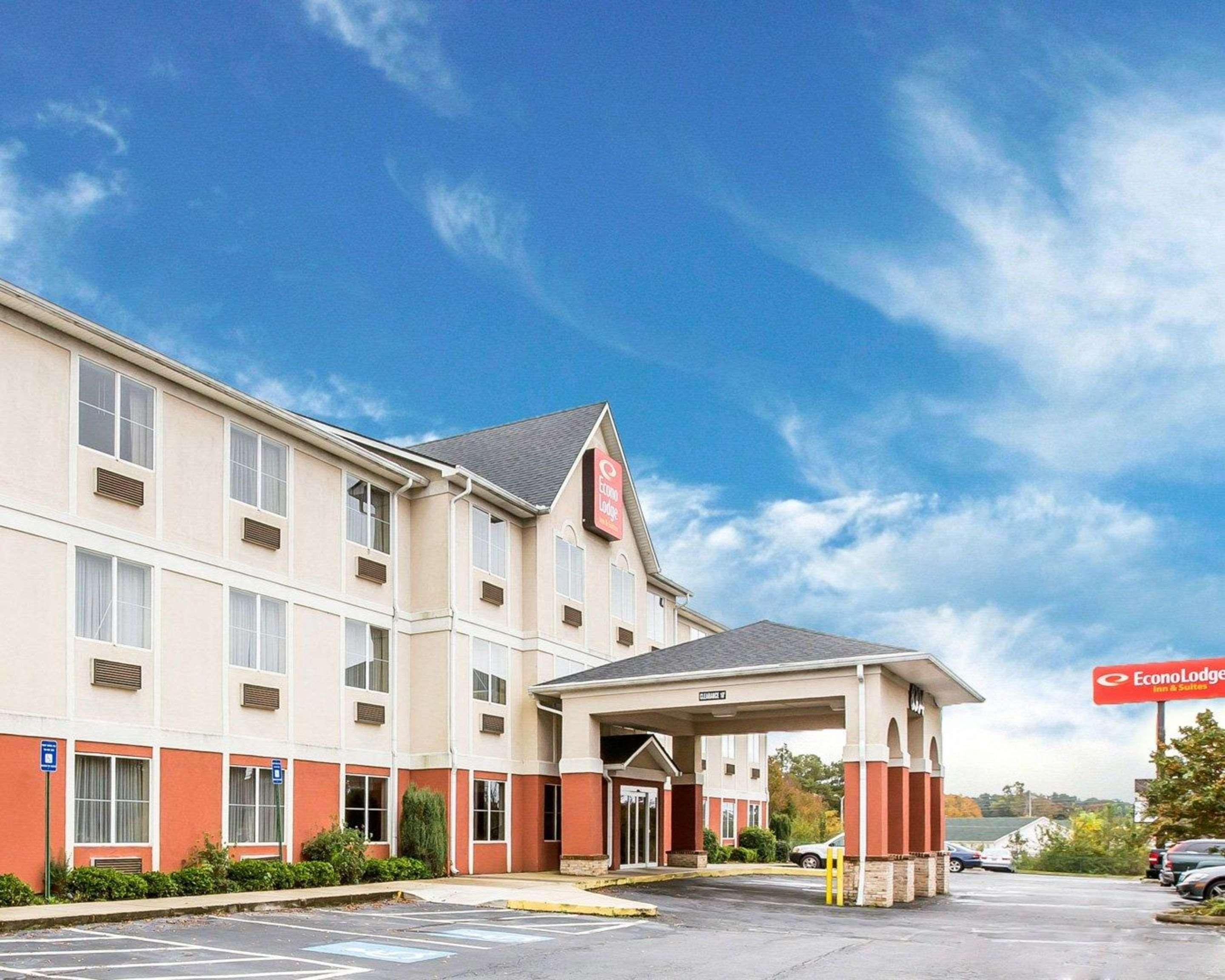 Econo Lodge Inn & Suites Douglasville Exterior photo